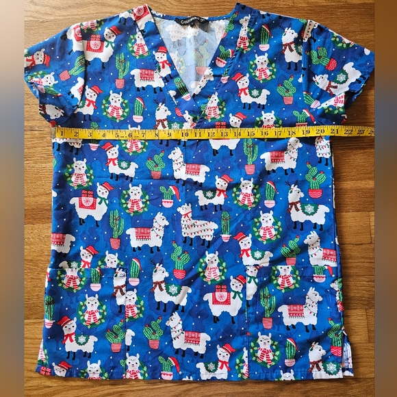 Cassandra O Holiday LlamaTheme Short Slv VNeck Medical Scrub Top Women's Small - Picture 3 of 10